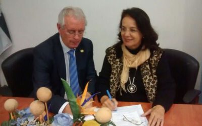 Firma del convenio INFAD – ACAMECO